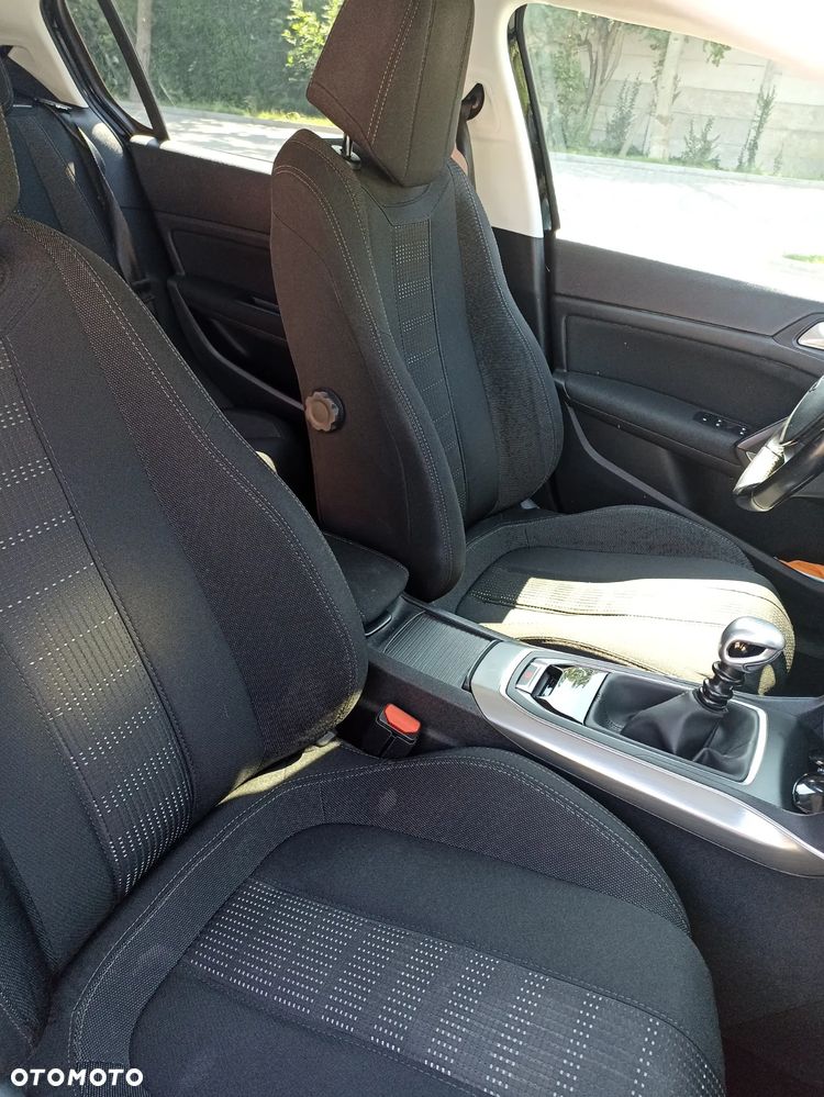 Peugeot 308 PureTech 130 Stop & Start Allure - 11