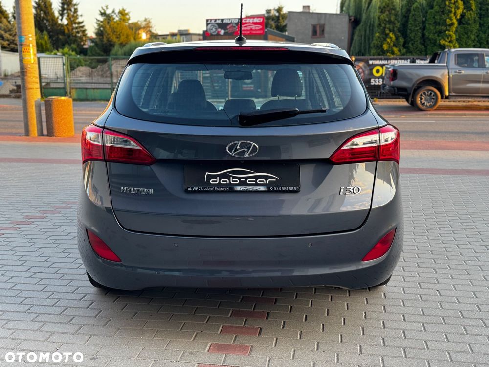 Hyundai i30 1.4 Passion Plus - 16