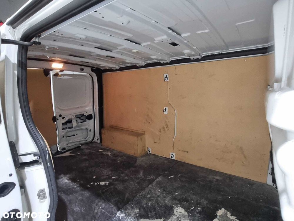 Renault Trafic - 24
