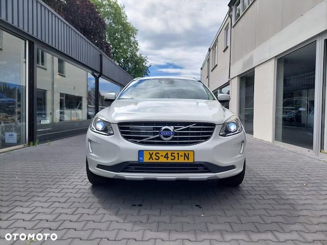 Volvo XC 60 - 2
