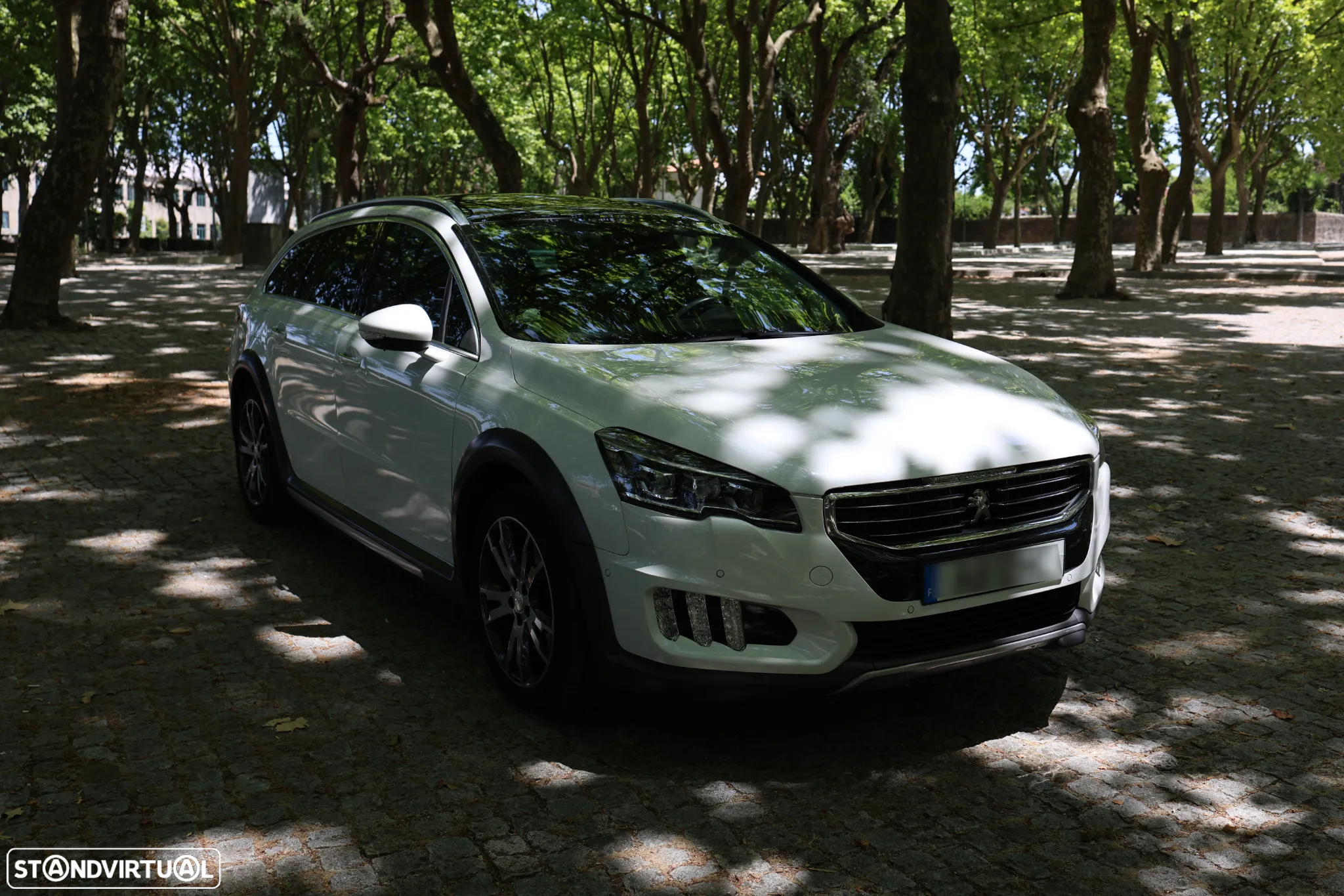 Peugeot 508 RXH 2.0 HDi Hybrid4 Limited Edition 2-Tronic - 2