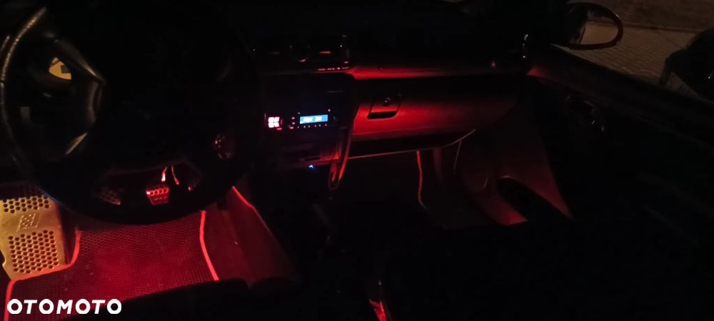 Seat Leon 1.8T Cupra R - 13
