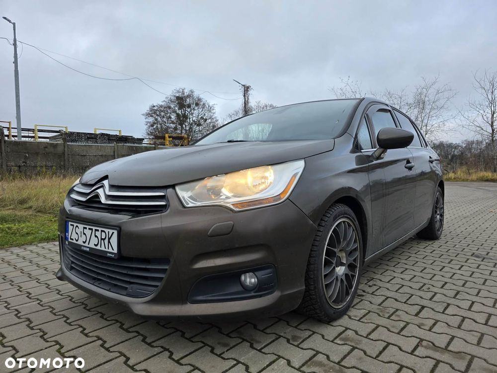 Citroën C4 HDi 115 Attraction - 1