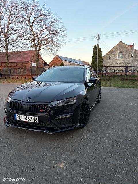 Skoda Octavia 2.0 TDI DSG RS - 1