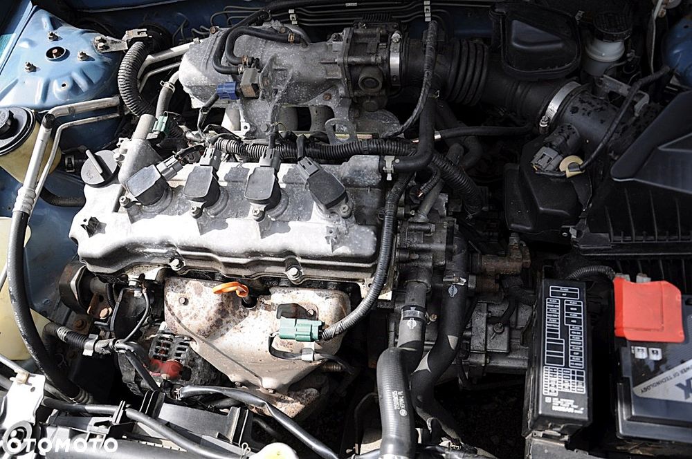 Nissan Almera 1.5 Visia + - 15