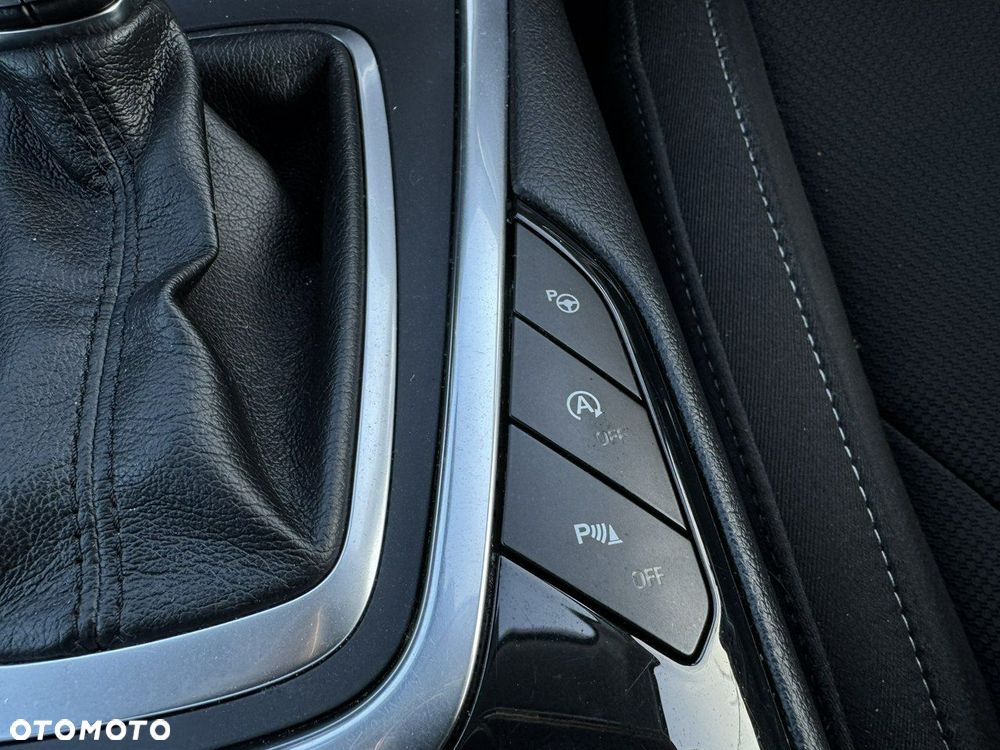 Ford S-Max 2.0 TDCi Titanium PowerShift - 26