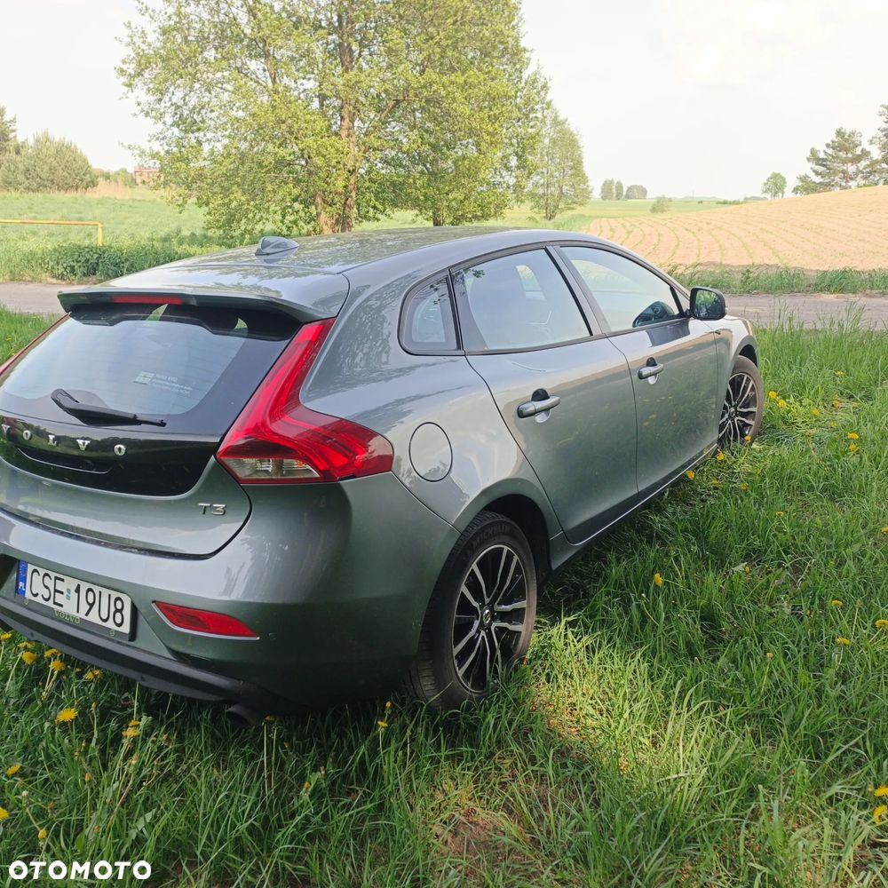 Volvo V40 T3 Drive-E Momentum - 6