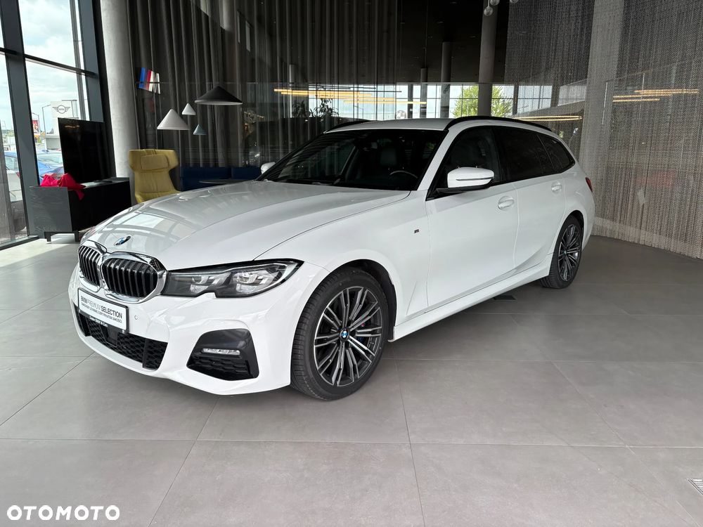 BMW Seria 3 330i xDrive M Sport sport - 3