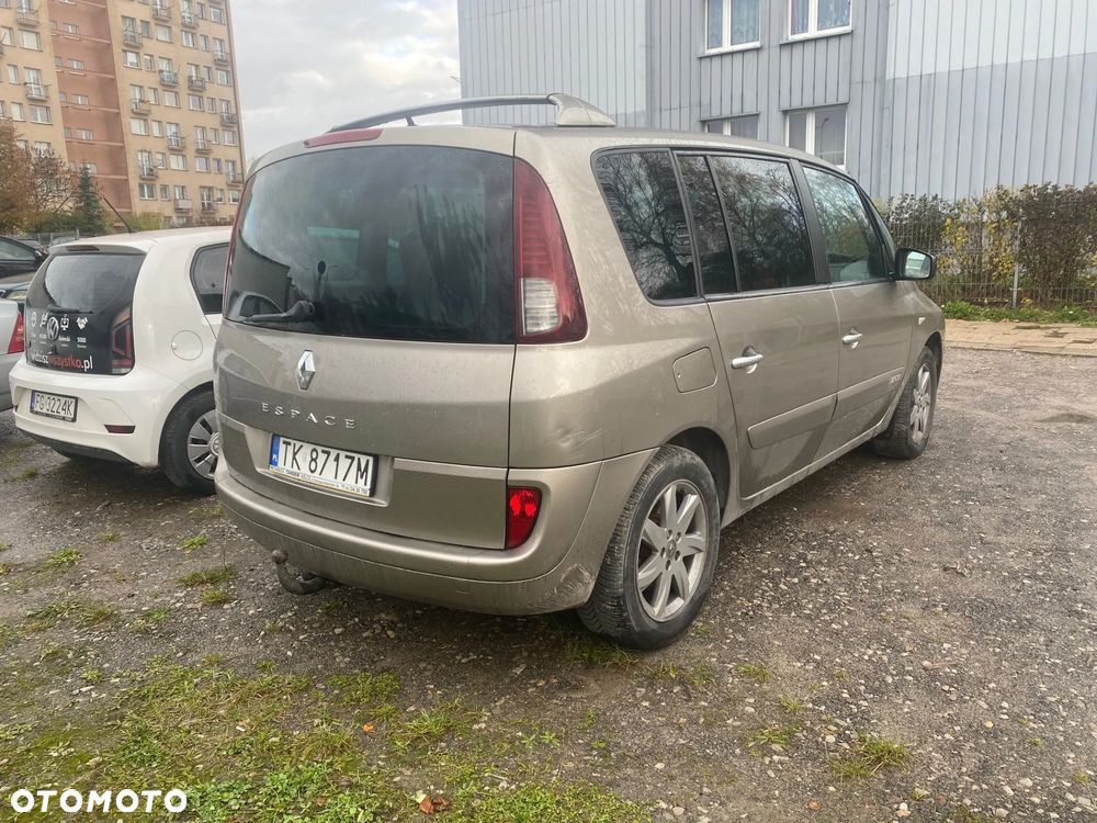 Renault Espace 2.0T Dynamique - 11
