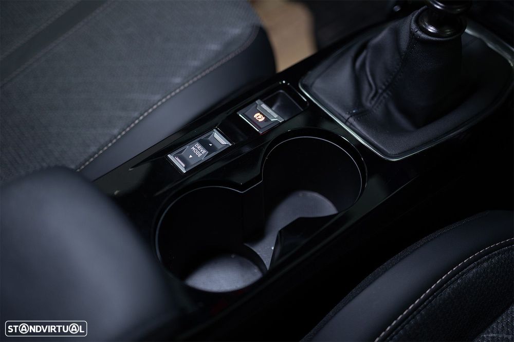 Peugeot 2008 1.2 Allure - 36