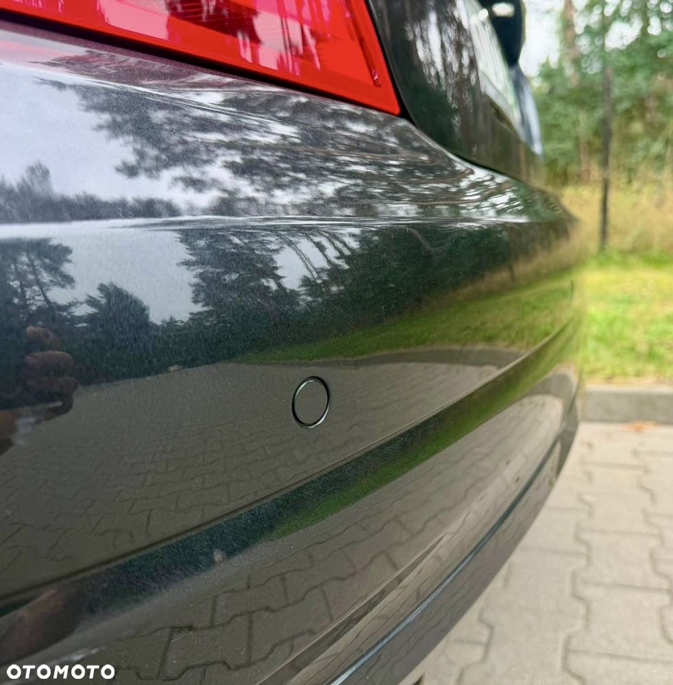 Mercedes-Benz Klasa C 180 BlueEFFICIENCY 7G-TRONIC - 19