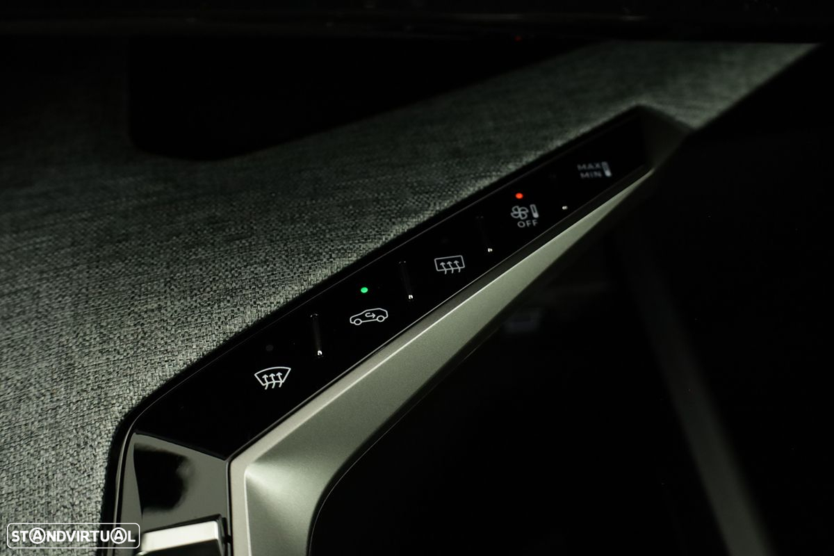 Peugeot 3008 1.2 Hybrid Allure e-DCS6 - 11