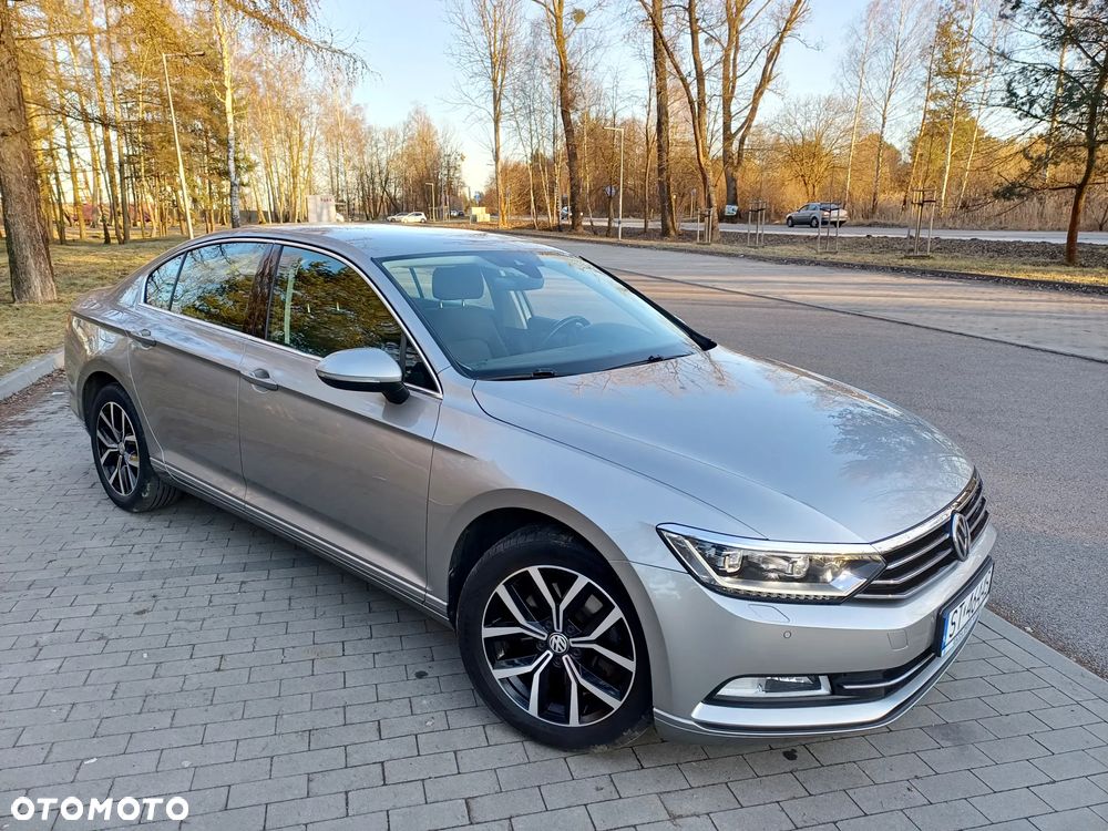 Volkswagen Passat 1.8 TSI BMT Comfortline - 16