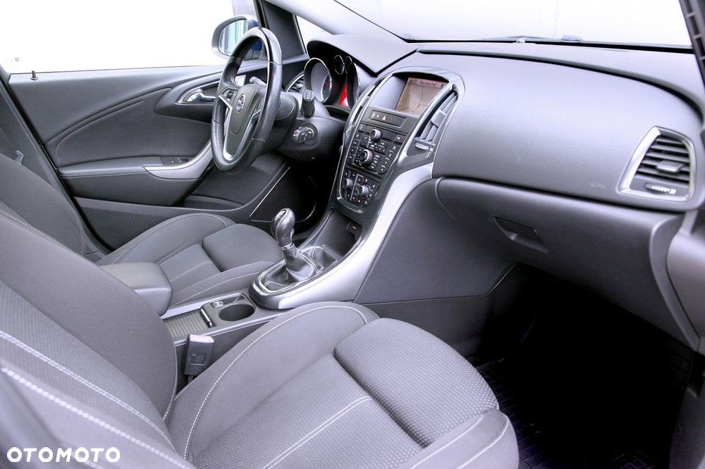 Opel Astra - 10