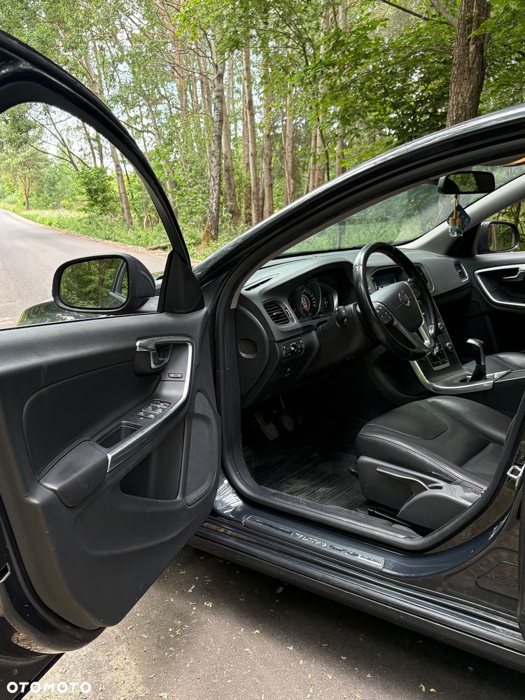Volvo S60 D4 Drive-E Momentum - 21