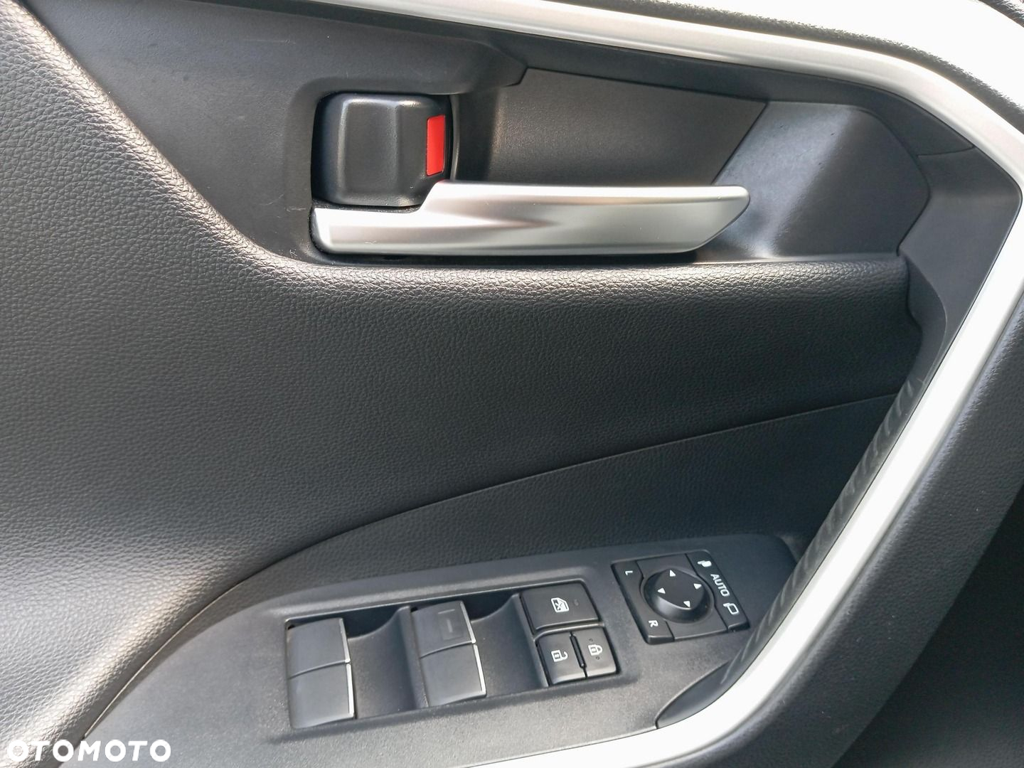 Toyota RAV4 - 20
