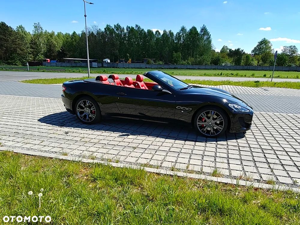 Maserati GranCabrio Sport - 27