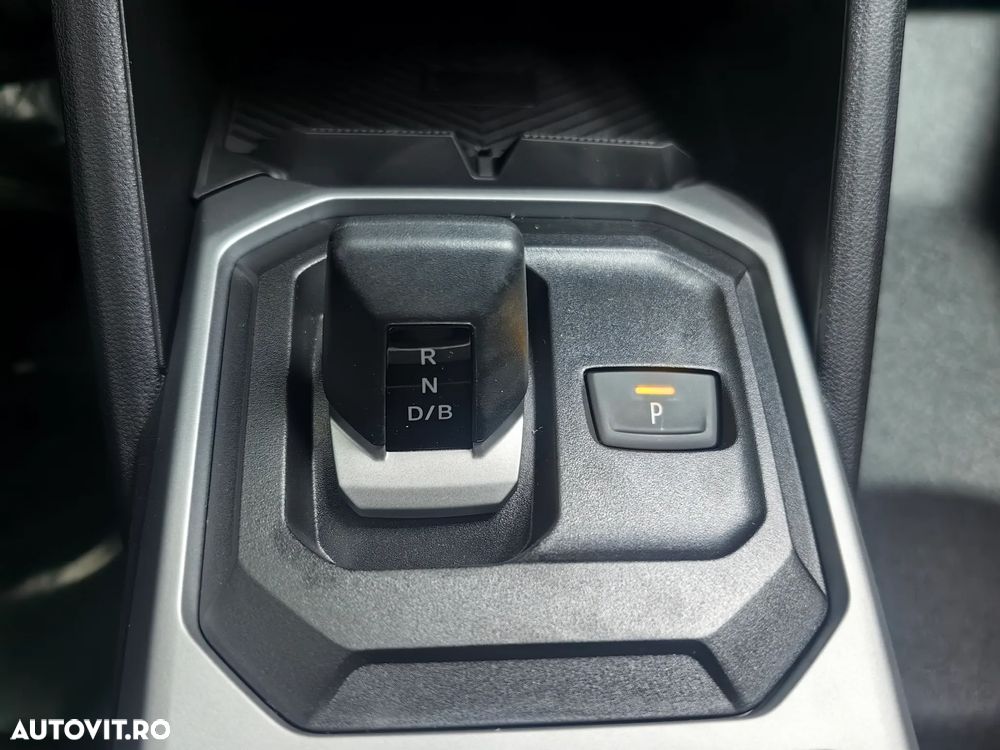 Dacia Duster HEV 140 Journey - 9