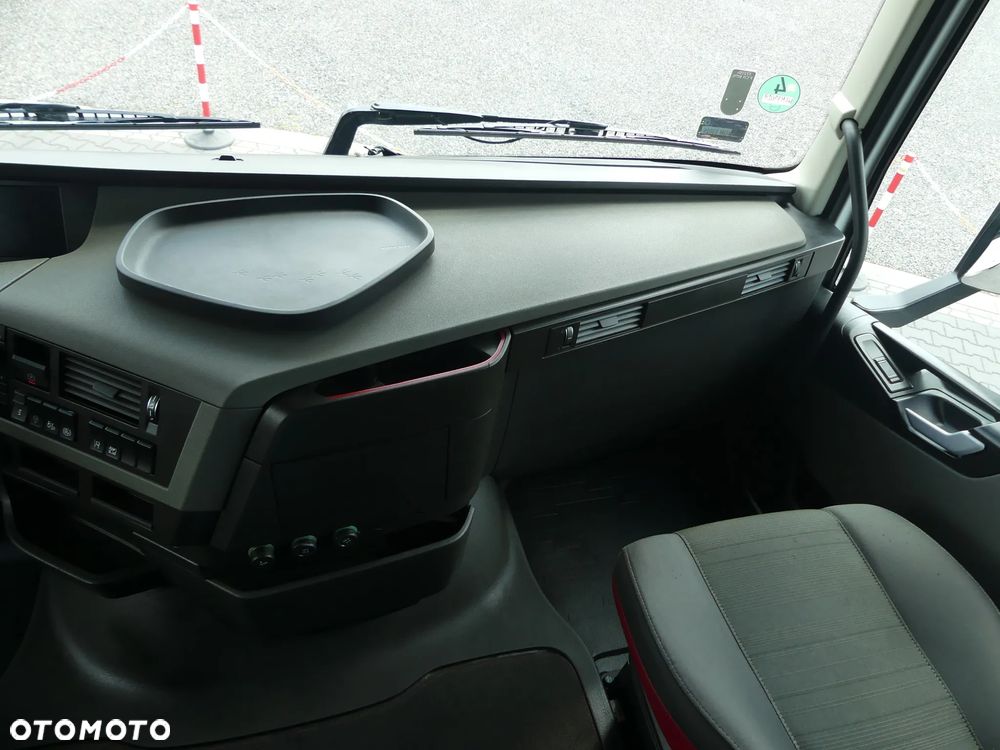 Volvo FH4 500 / EURO 6 / AUTOMAT / LOW DECK  / XXL / - 31