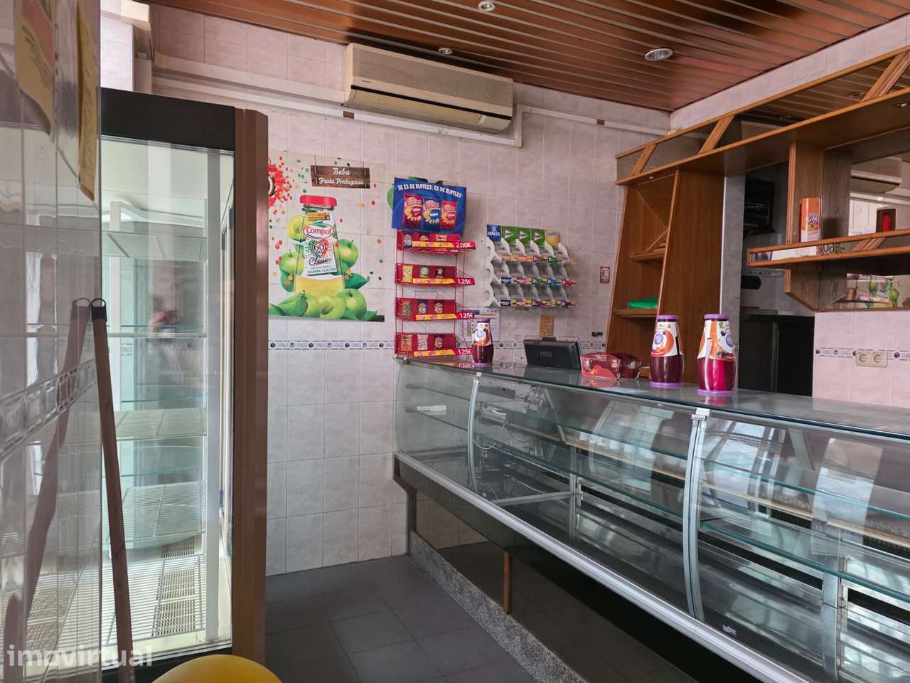 Café Totalmente Equipado em Moscavide | Venda de Empresa | 55 m² - Grande imagem: 3/21