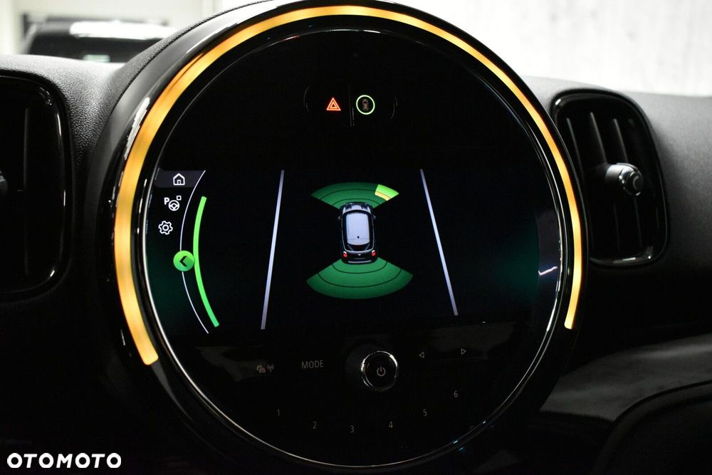 MINI Countryman - 16