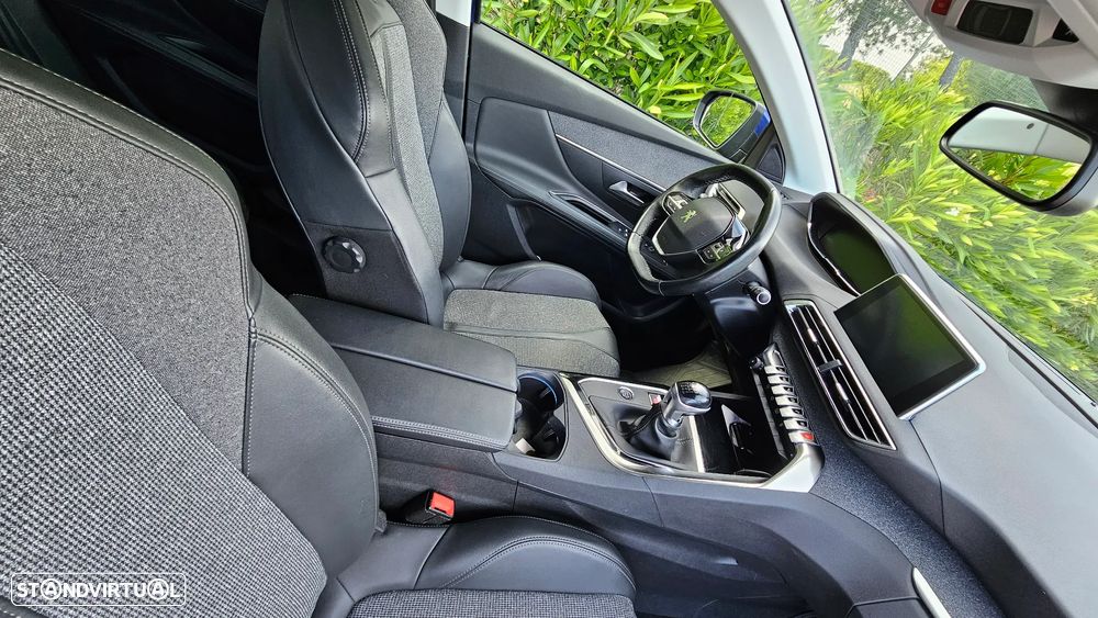 Peugeot 3008 BlueHDi 130 Stop & Start Allure - 16