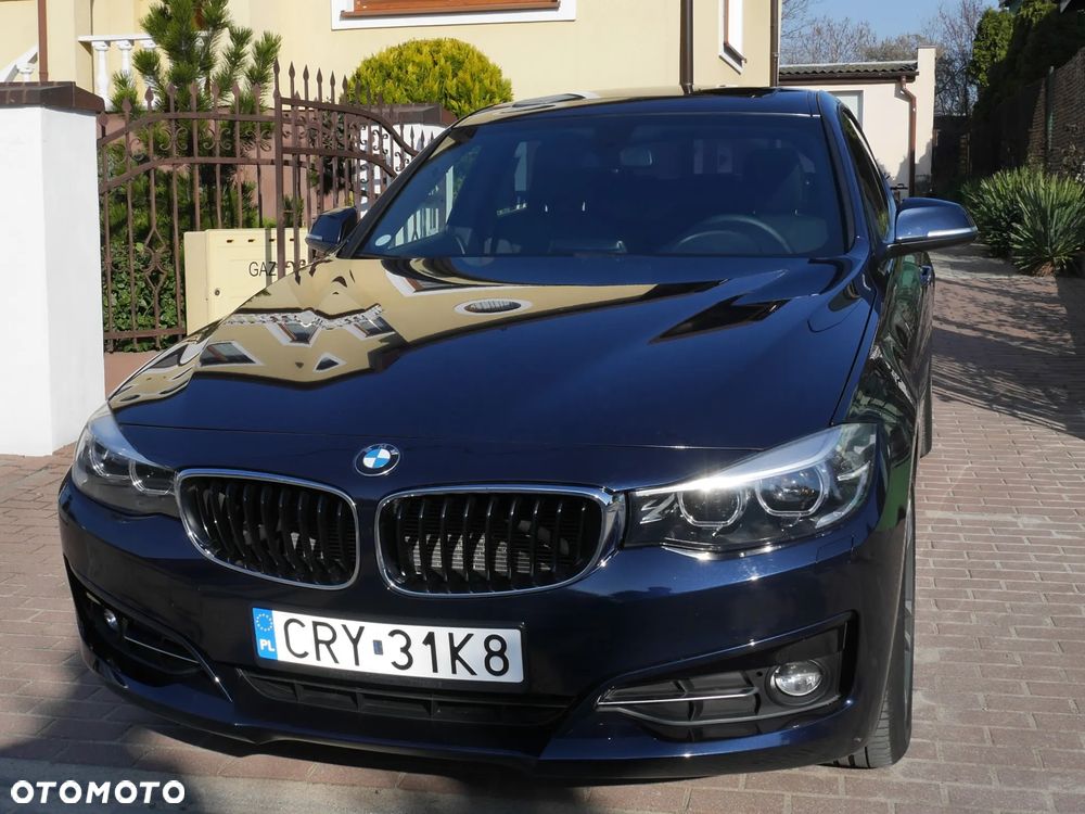 BMW Seria 3 318d Sport Line - 15