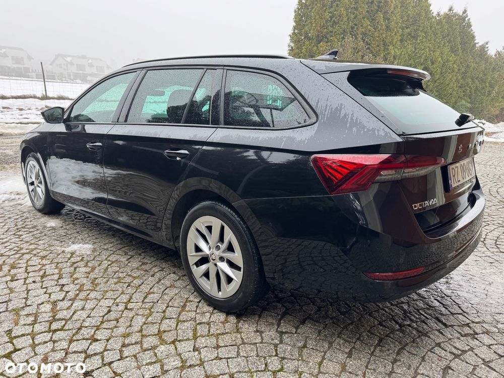 Skoda Octavia 2.0 TDI Business DSG - 15