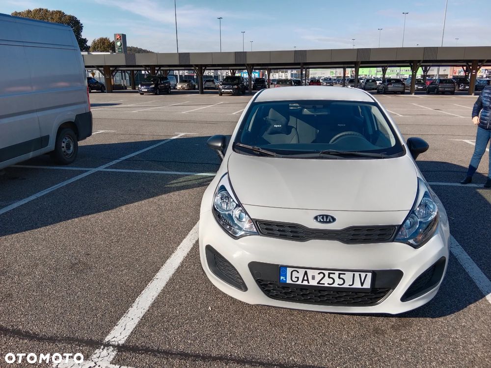 Kia Rio 1.2 Dream Team Edition - 1