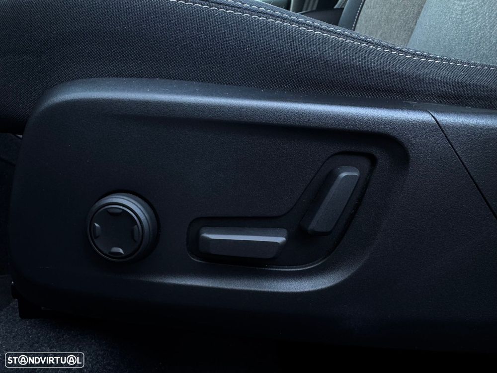 Volvo XC 40 1.5 T2 Plus Dark Auto - 10