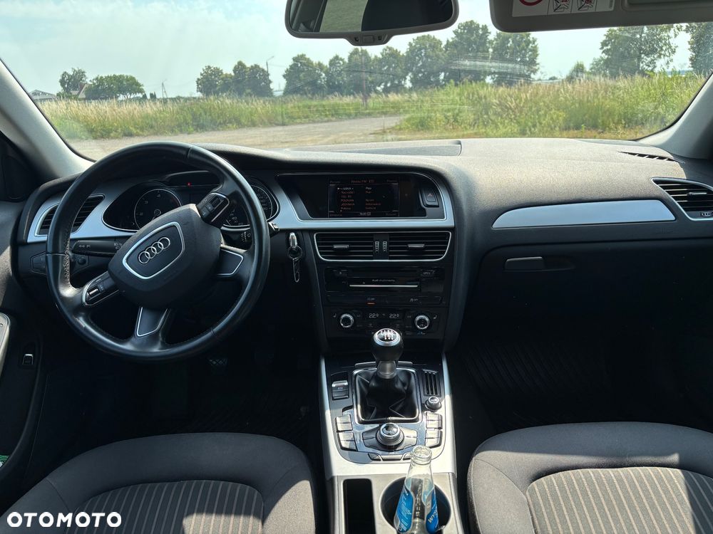 Audi A4 Avant 2.0 TDI DPF clean diesel Ambiente - 9