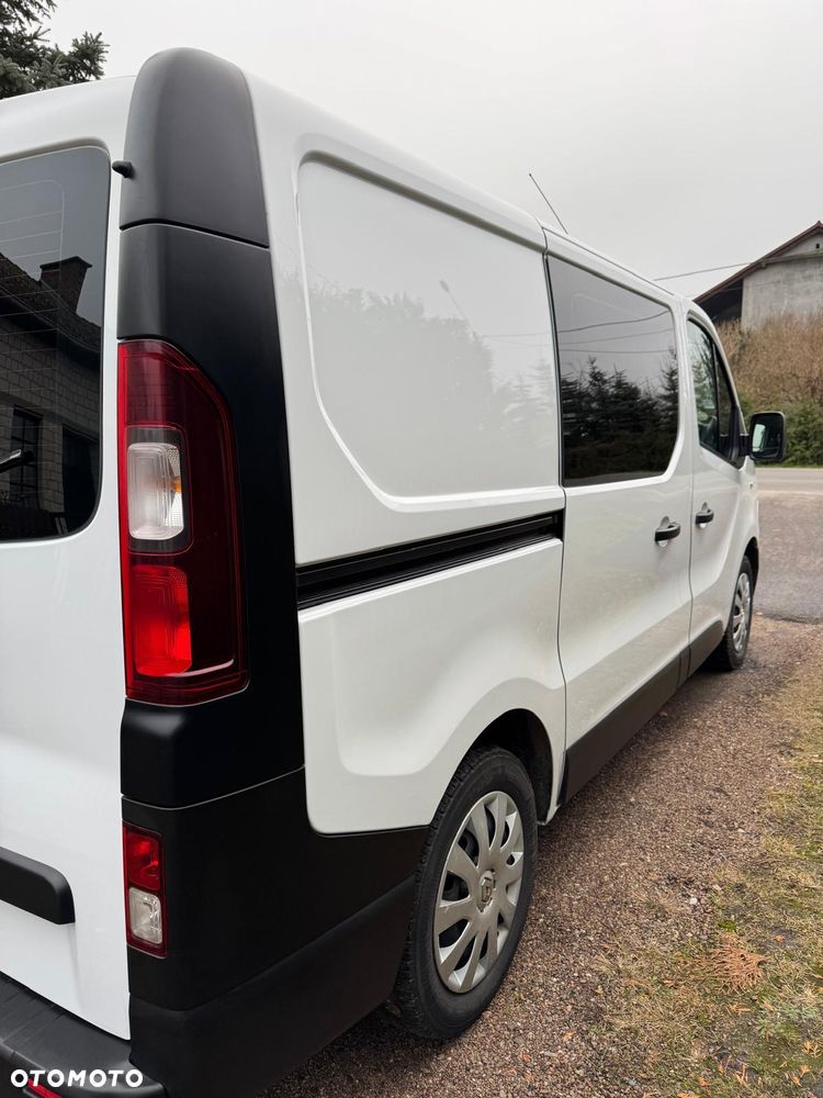 Renault Trafic - 16