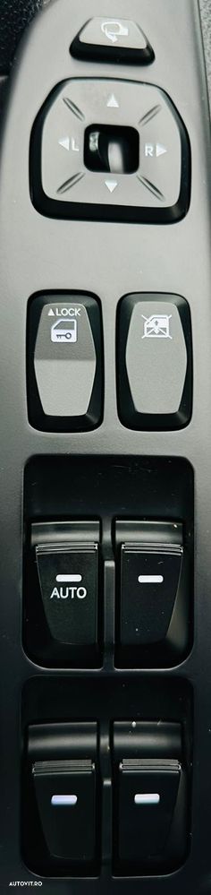 Hyundai ix35 1.7 CRDI 2WD blue Finale Gold - 11