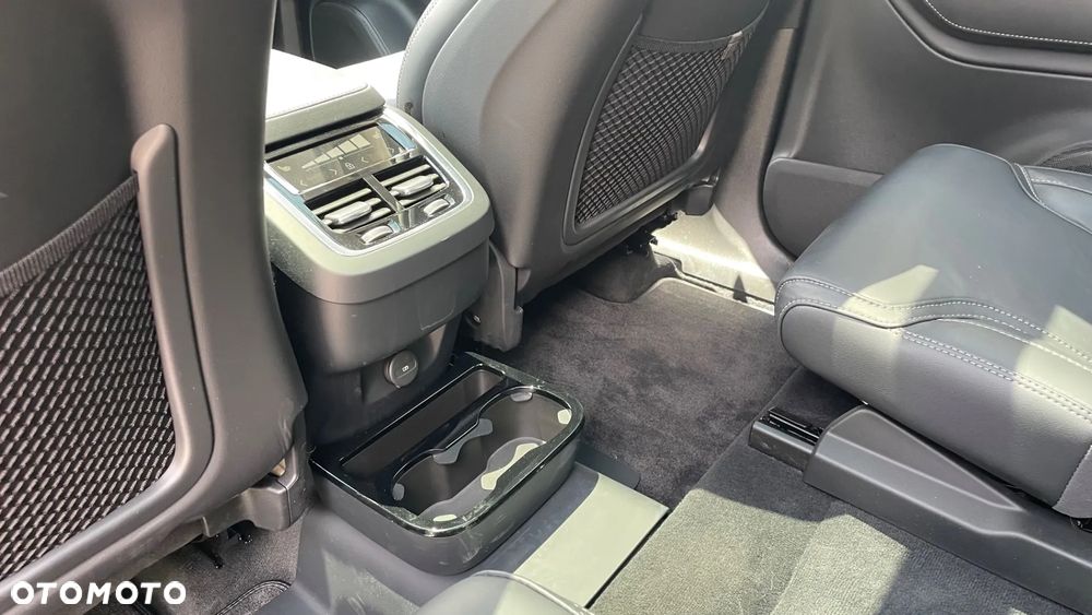 Volvo XC 90 - 24
