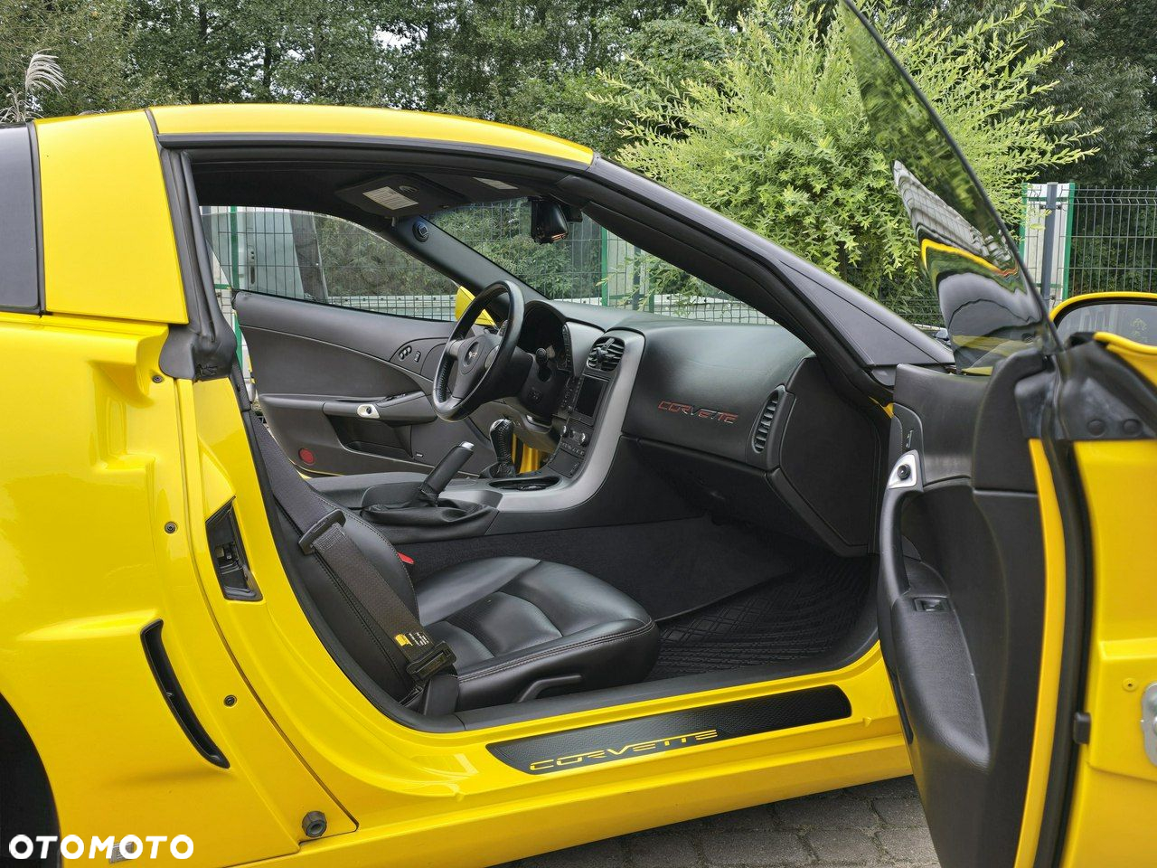 Chevrolet Corvette - 6