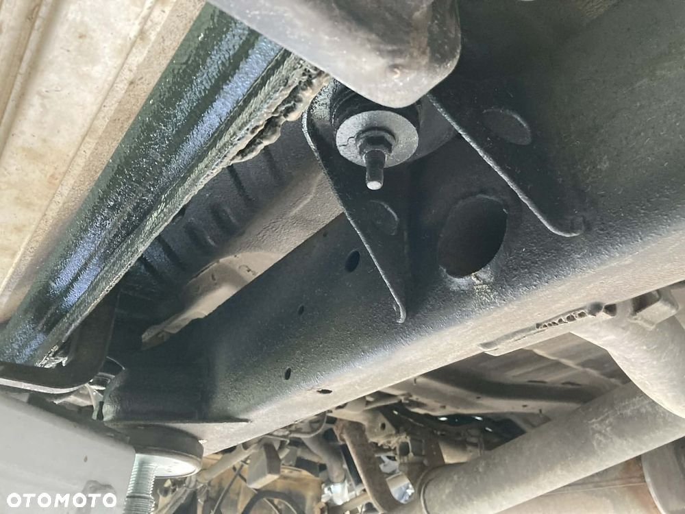 Nissan Patrol 2.8 TDI - 18