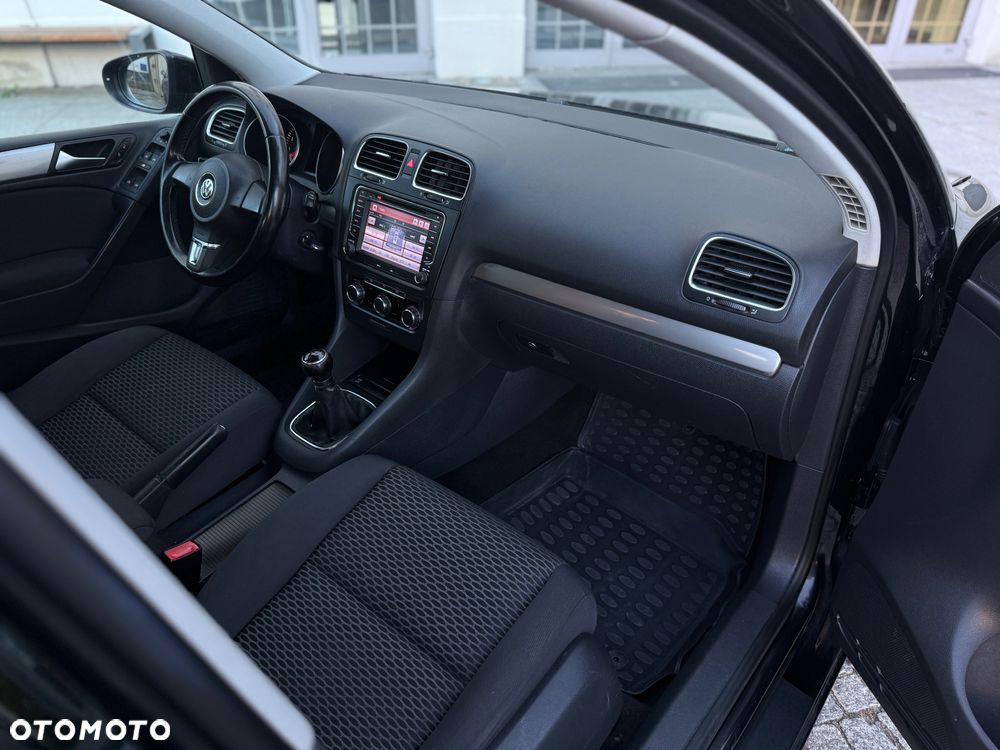Volkswagen Golf VI 1.4 Comfortline - 17