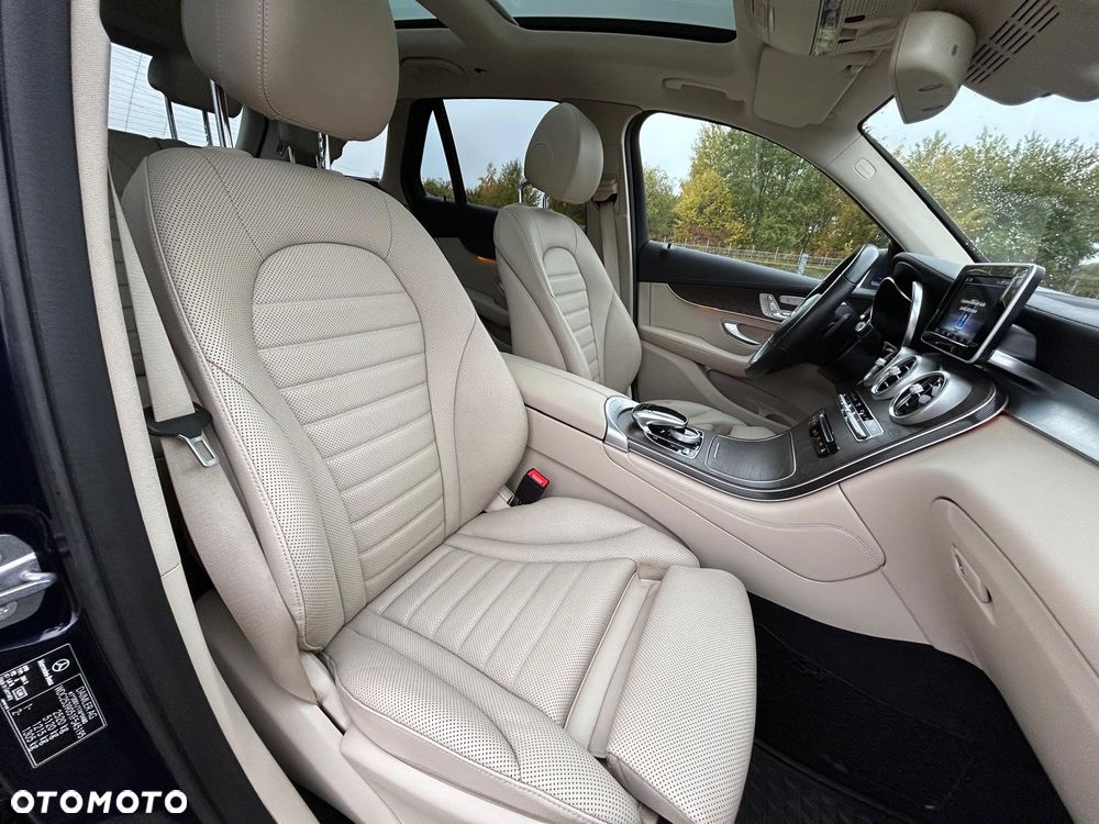 Mercedes-Benz GLC 220 d 4Matic 9G-TRONIC - 7