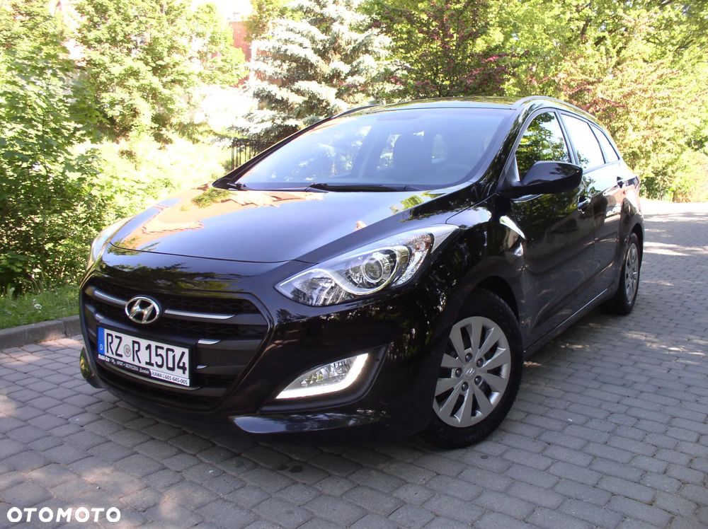 Hyundai i30 blue 1.4 Classic - 1