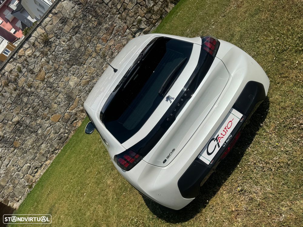 Peugeot e-208 Active Pack - 16