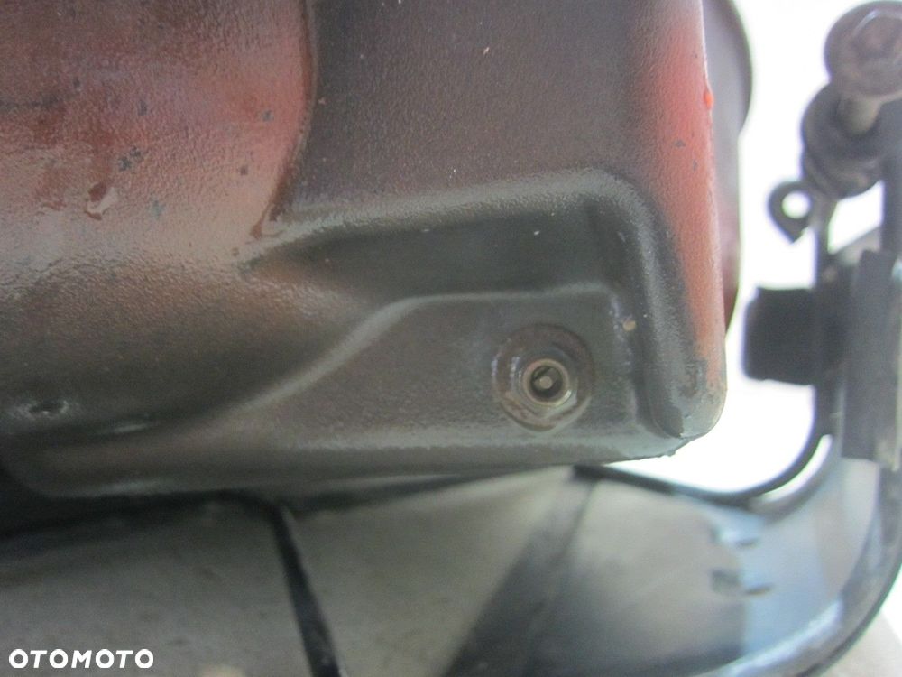 BMW Z3 E36 WNĘKA KOŁA ZAPASOWEGO MOCOWANIE OBUDOWA 51718400732 8400732 - 5