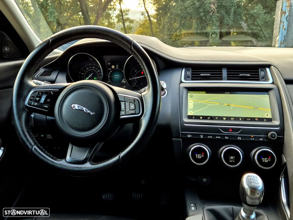 Jaguar E-Pace 2.0 i4D S - 6