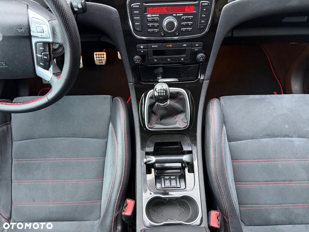 Ford S-Max - 6