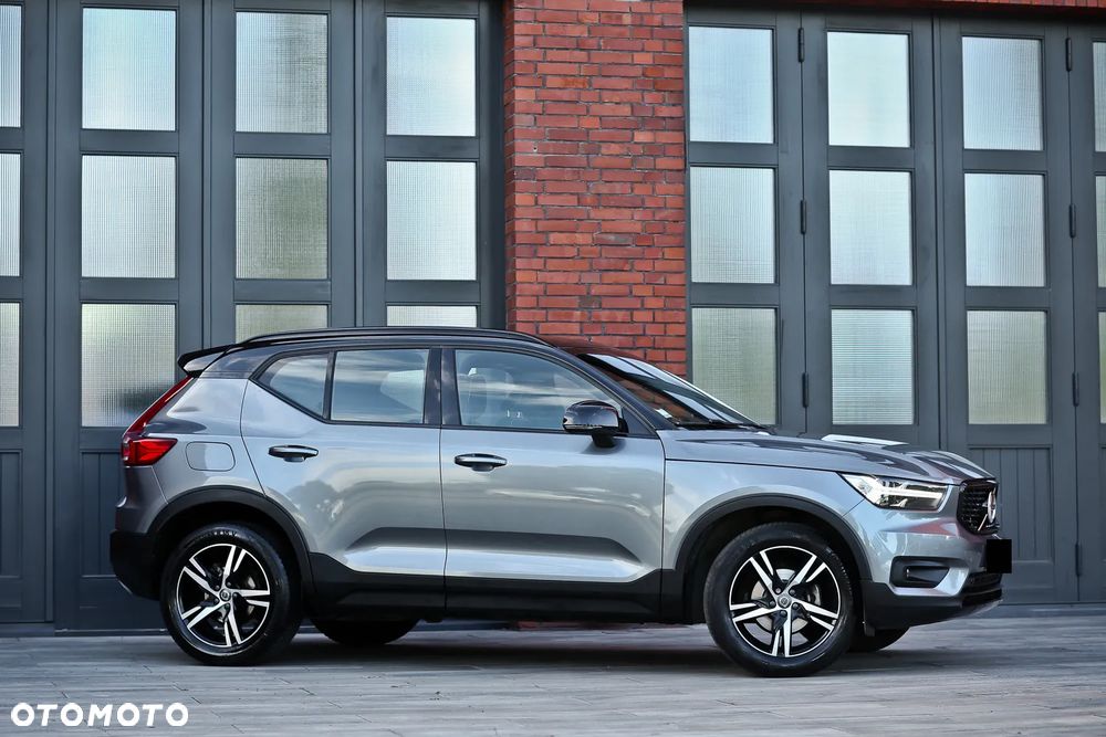 Volvo XC 40 D3 AWD Geartronic R-Design - 3