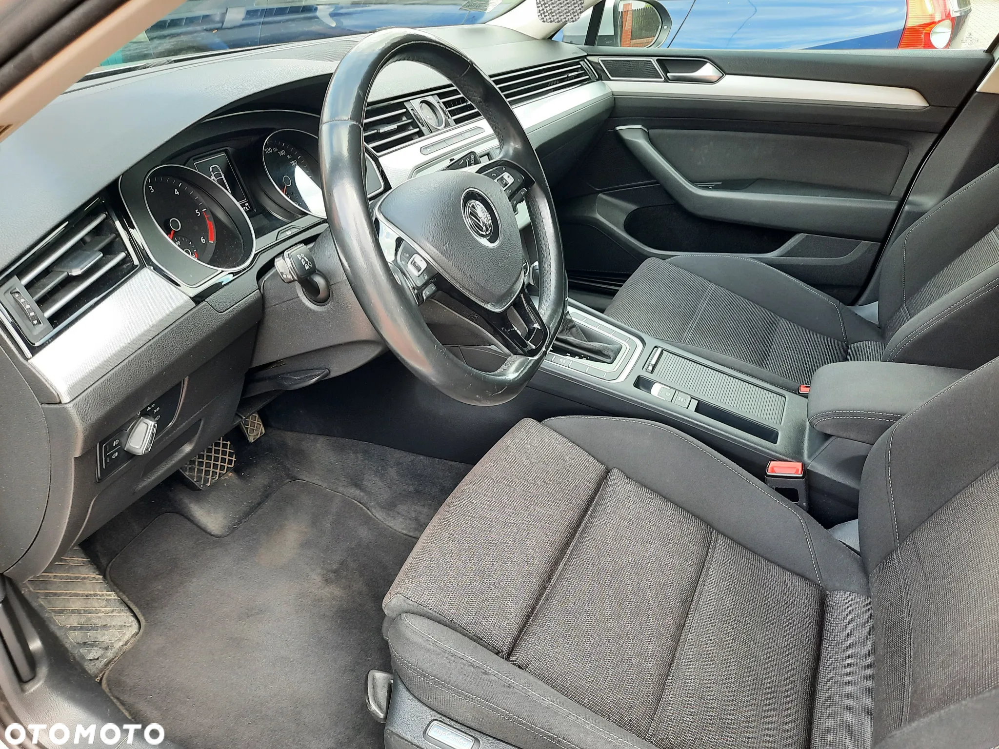 Volkswagen Passat 2.0 TDI BMT Comfortline DSG - 22