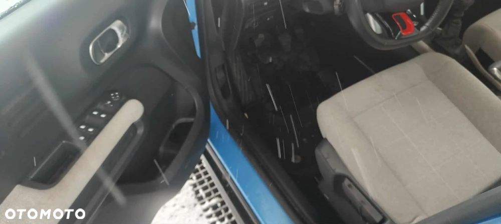 Citroën C3 Aircross PureTech 110 Stop & Start OPF SHINE - 21