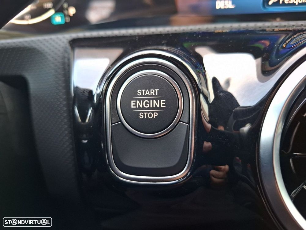 Mercedes-Benz A 250 e - 18