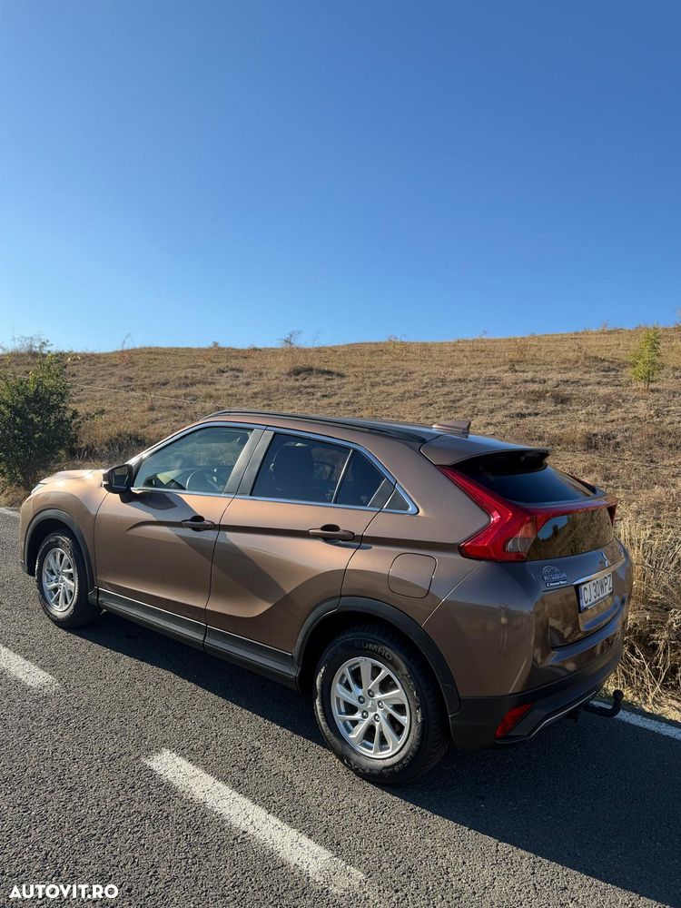 Mitsubishi Eclipse-Cross - 6