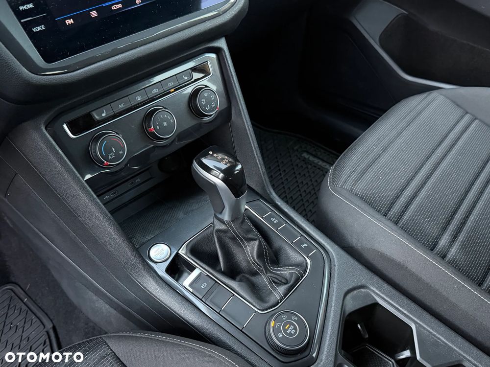Volkswagen Tiguan - 21