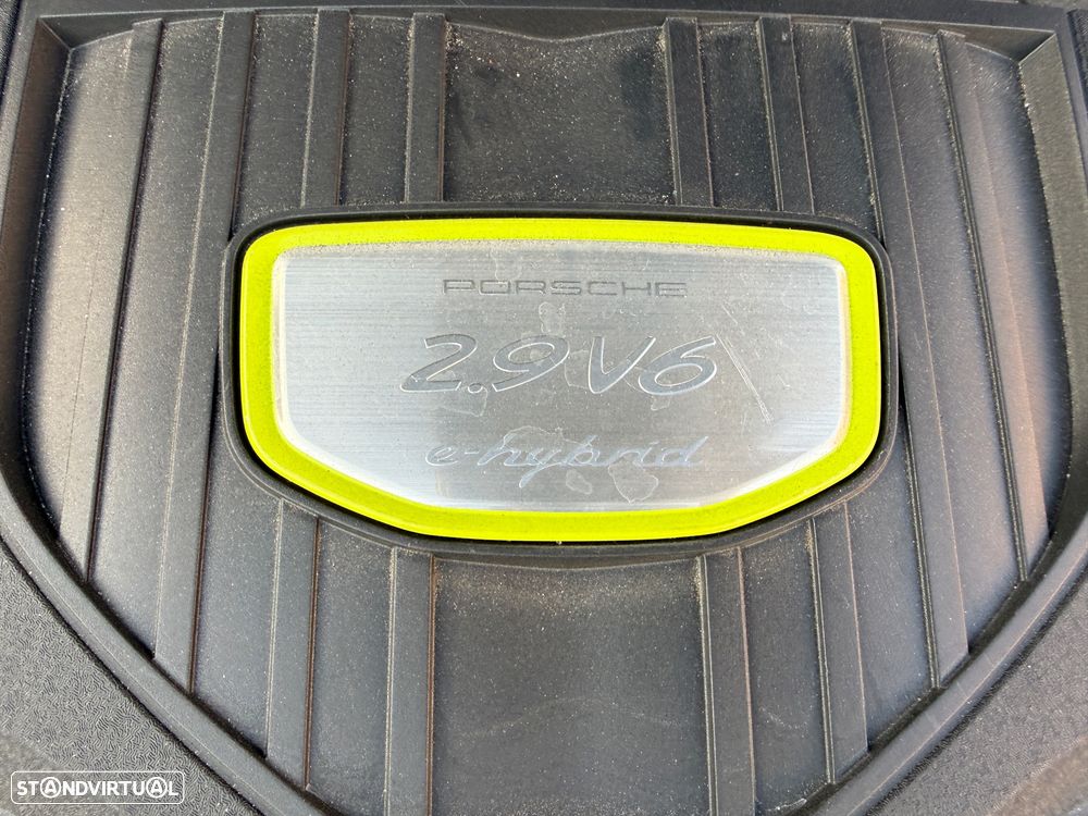 Porsche Panamera - 23